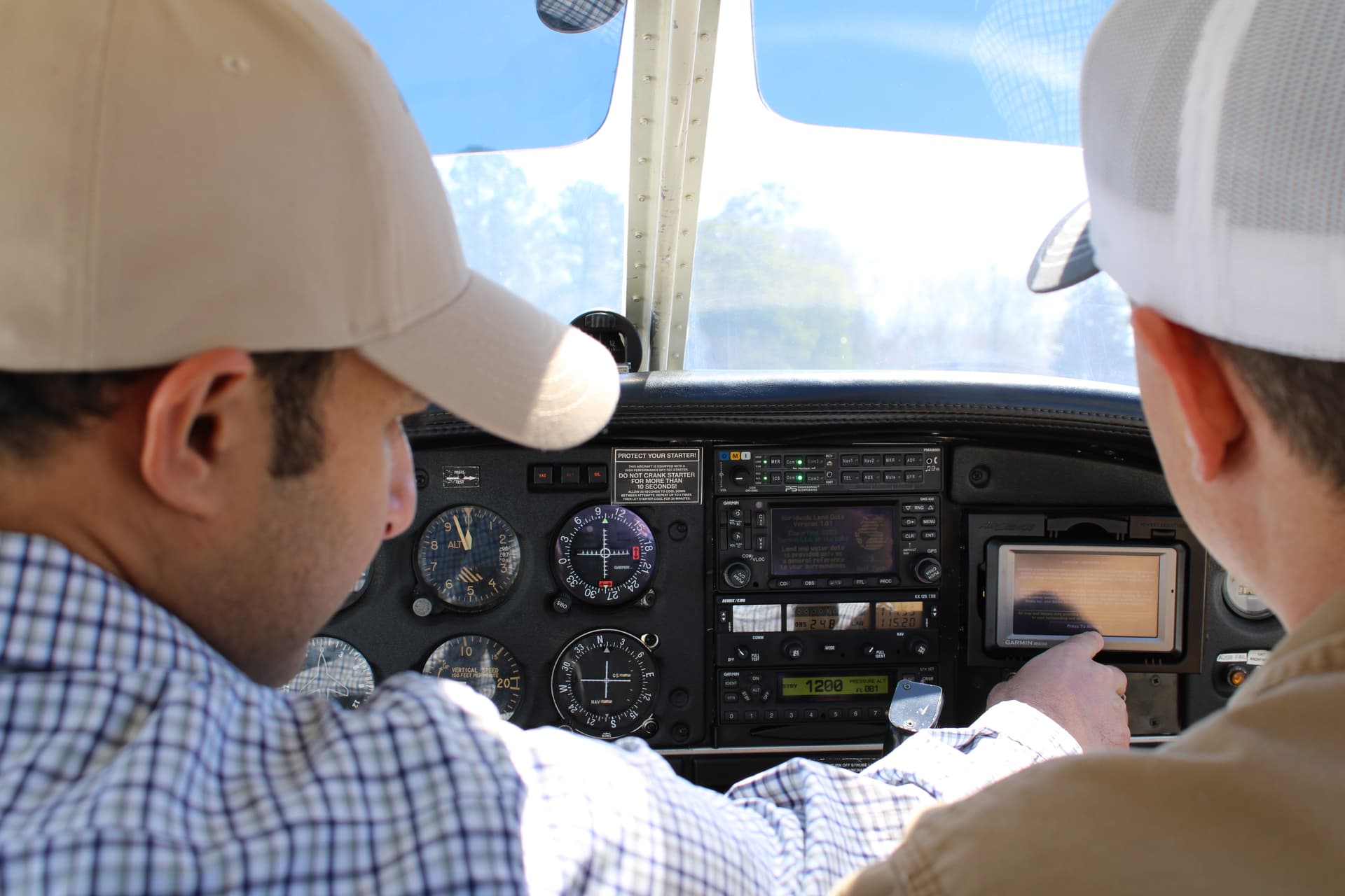 Piper Archer exterior